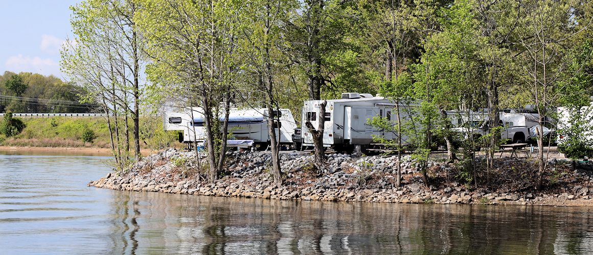 Lakeside Camping on Kentucky Lake